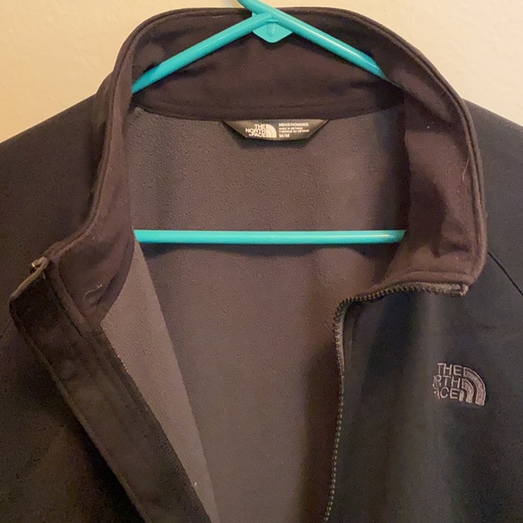 Men’s North Face mid layer zip-up jacket - Picture 4 of 5